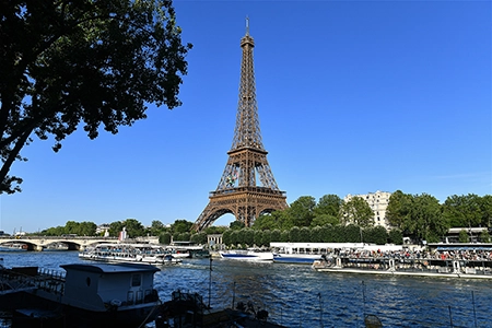 Universal medica group en France